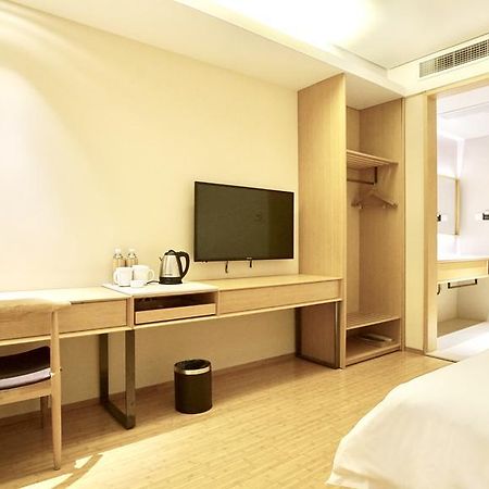 Ji Hotel Shanghai Oriental Pearl Tower Kültér fotó